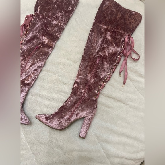 💓 Bamboo Thigh High Velvet Corset Boots - Picture 2 of 7